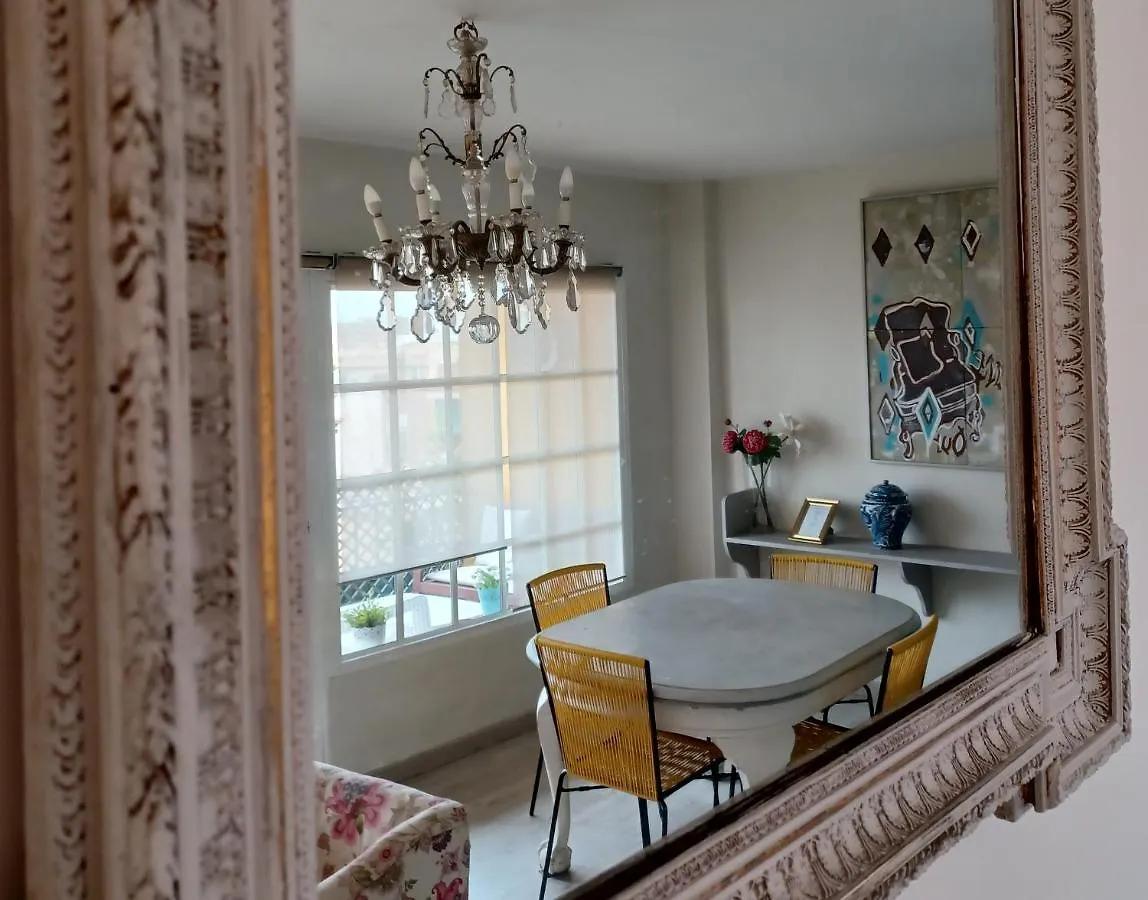 Sun And Chic Malaga Apartment