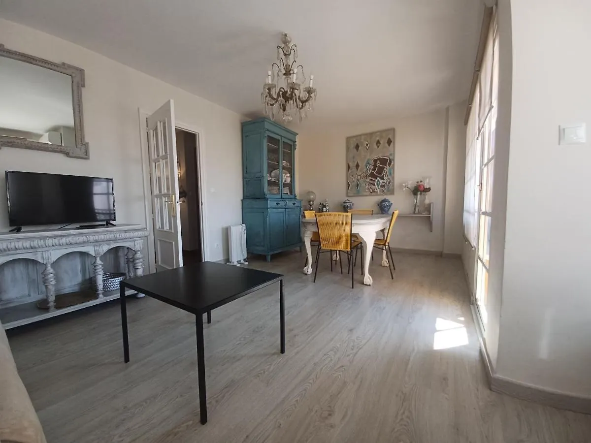 Sun And Chic Malaga Apartment